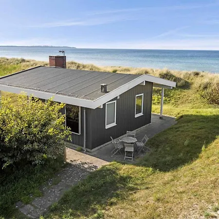 Simple Summer Living In Magical Setting 別荘 Nykøbing Sjælland