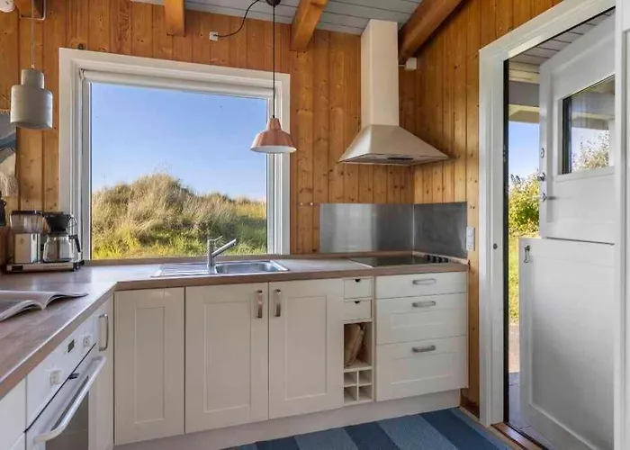 Simple Summer Living In Magical Setting Сasa de vacaciones *